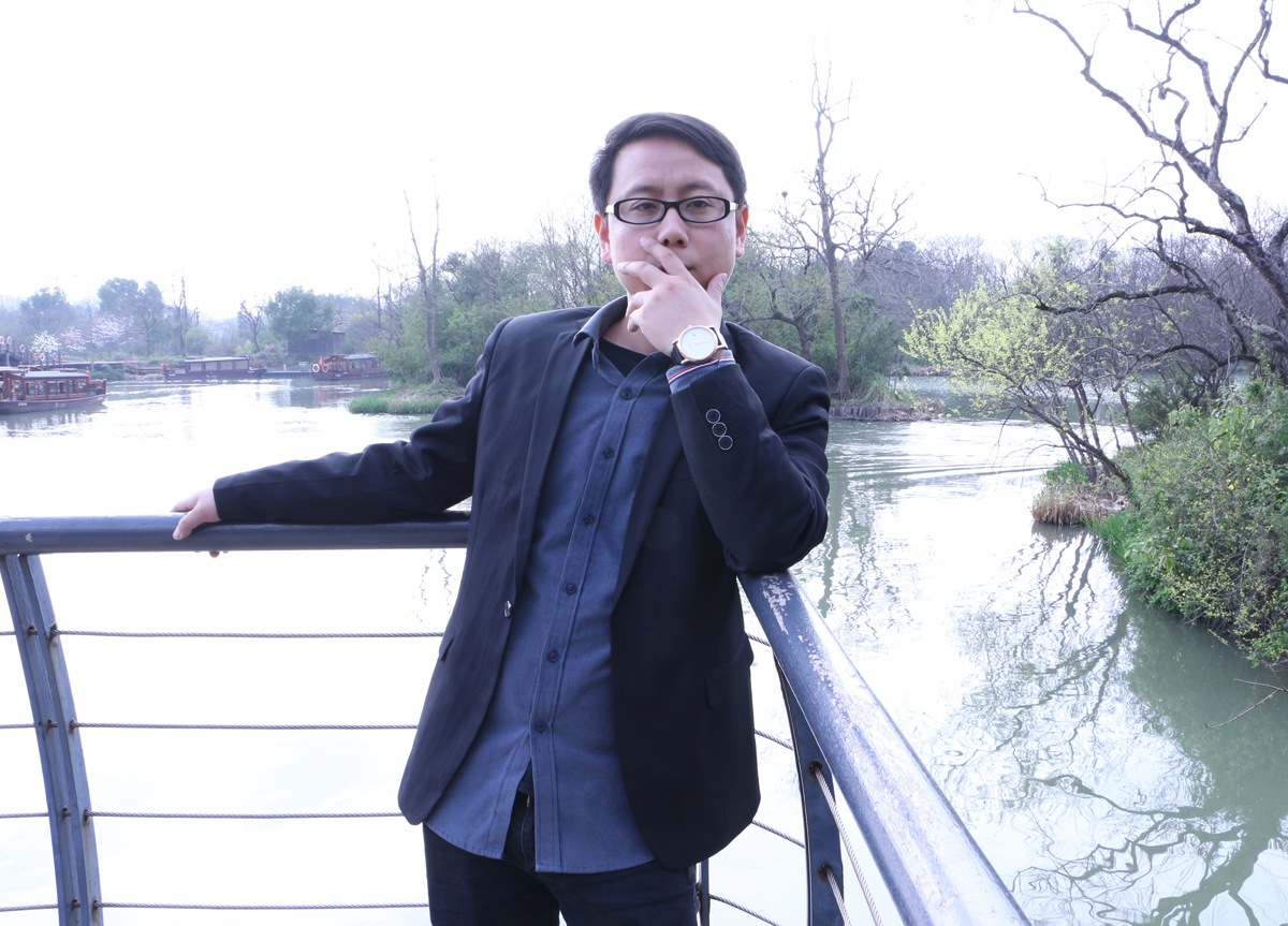 阿玛尼从来不缺仪式感,阿玛尼男款手表复古