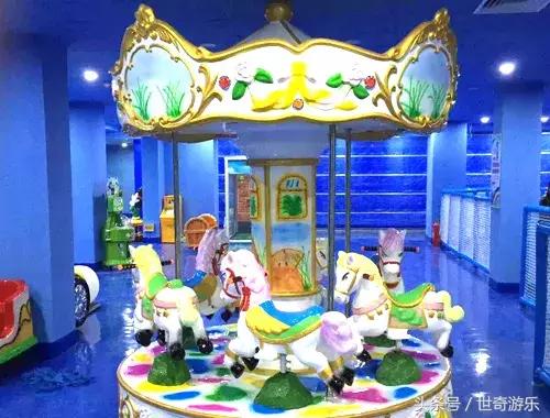 38座双层转马是不是大型游乐设备,儿童转马游乐设备哪种好