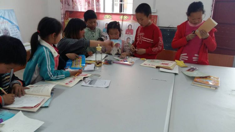学校留守儿童制作书签,个性书籍书签制作小学生