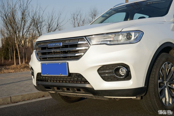 哈弗h6蓝标1.5t测评,第三代哈弗h61.5t2.0t选哪个好