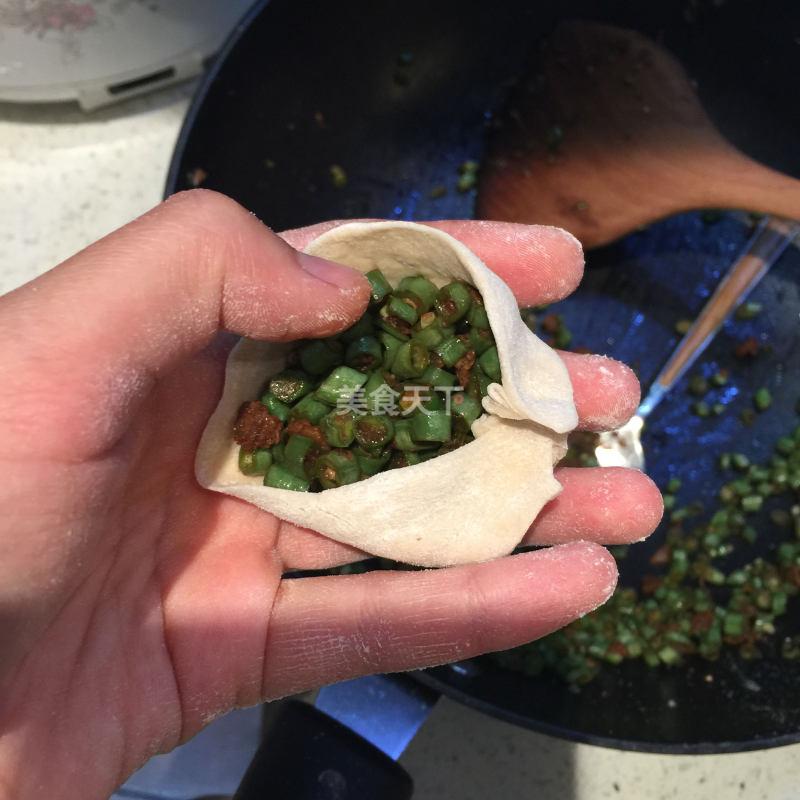 熬的猪油留下来的油渣怎么做好吃,猪油剩下的油渣做法