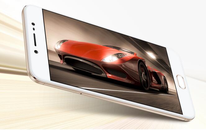 好货不贵：八款1000元手机大乱斗，花魁落谁家？