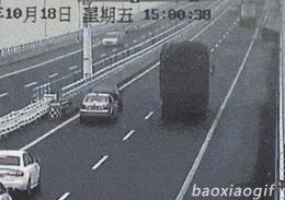 只有怂人没有怂车对不对,只有怂人没有怂胆