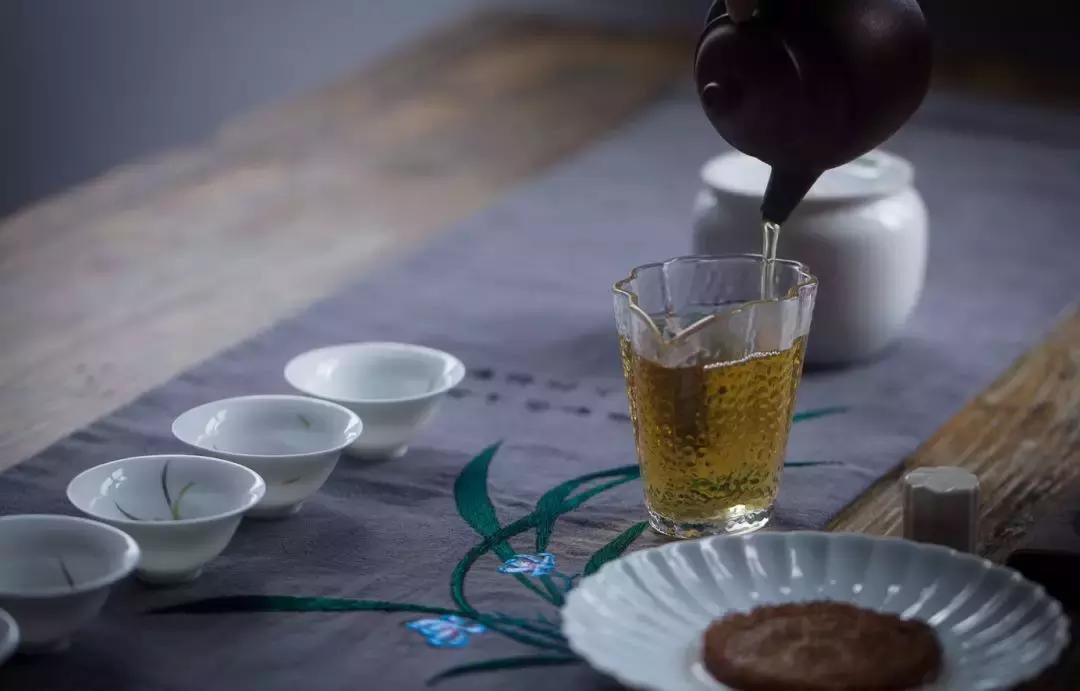 花梨木茶盘推荐,花梨木做茶盘好不好