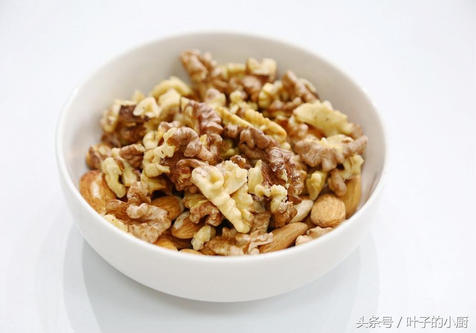 自制芝麻酱的正确方法,秘制芝麻酱的教程