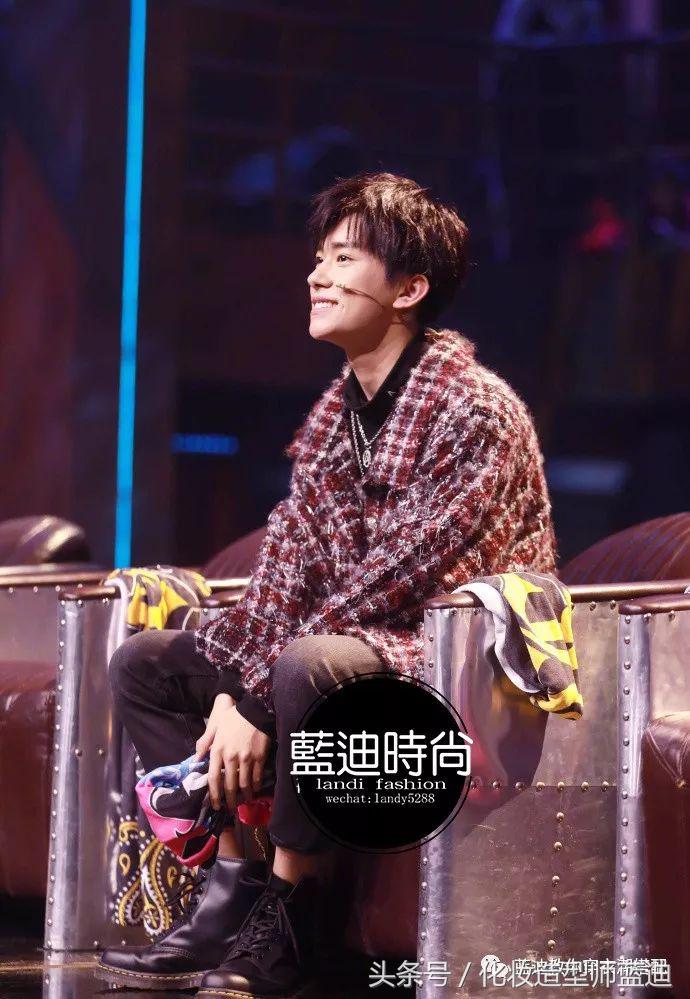 郑恺易烊千玺同款衣服,鹿晗易烊千玺郑恺