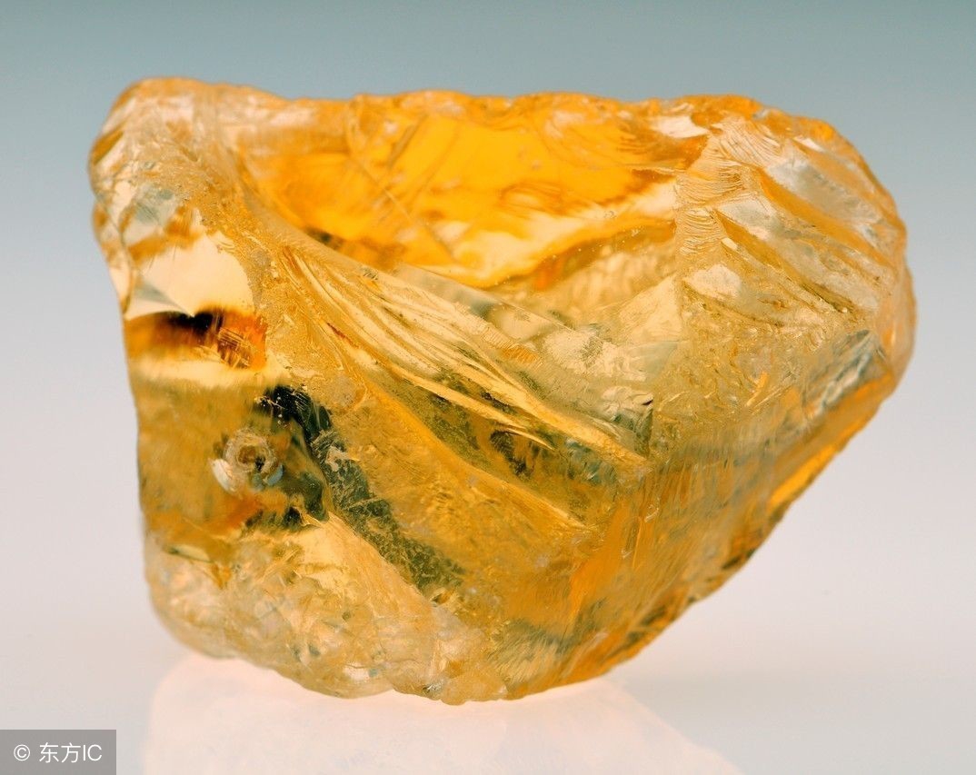 五行喜土是缺土的意思吗,什么是五行缺木的意思