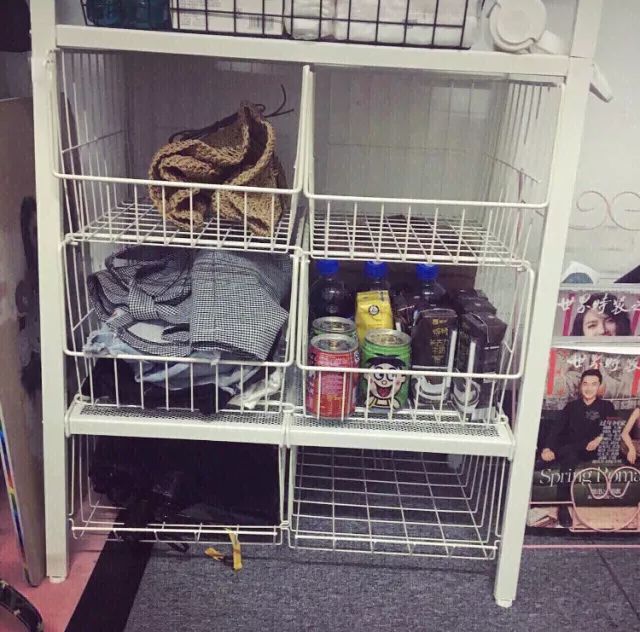 给大家推荐一款实用的卧室置物架,好用的家庭置物架方便简单好看