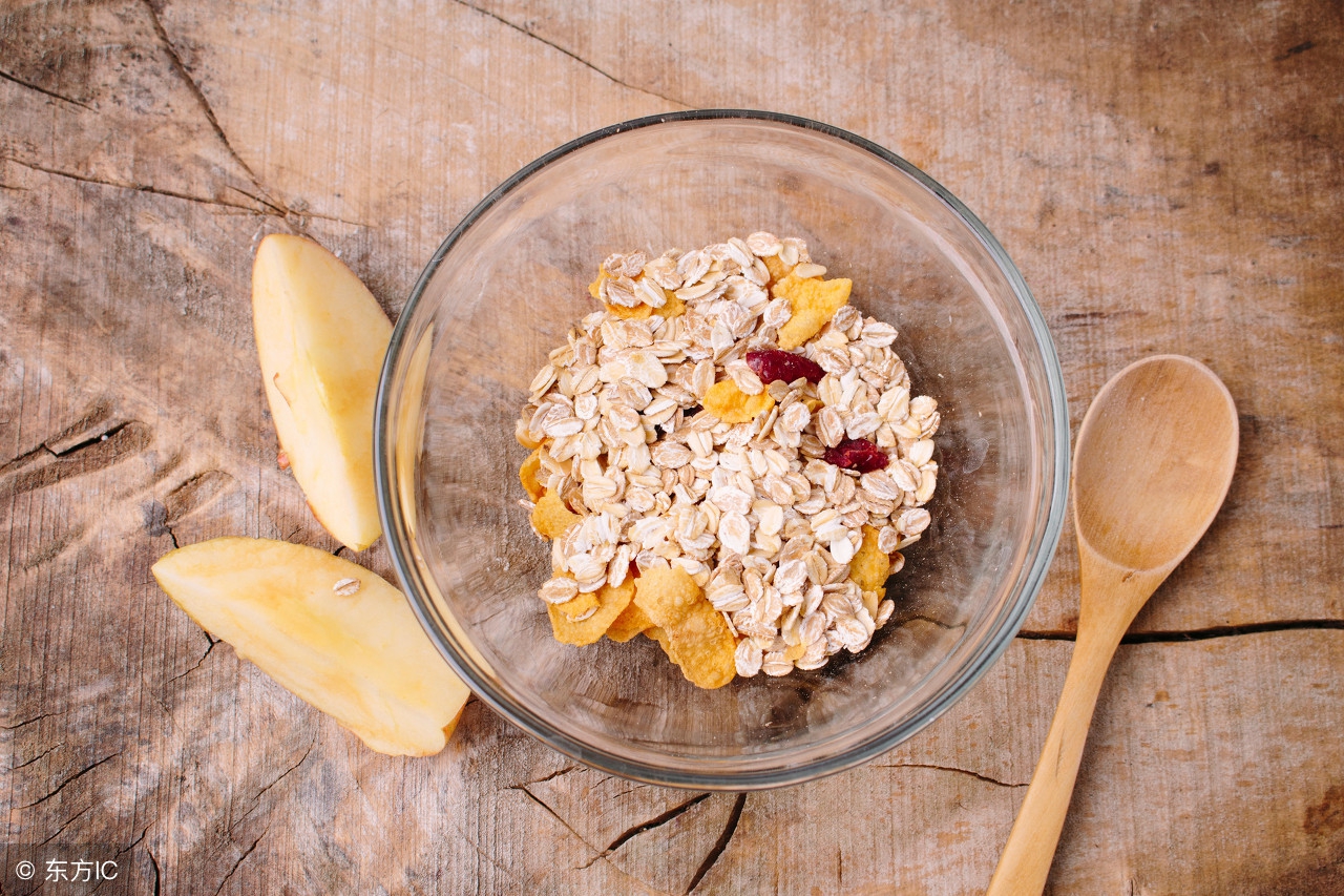 要选哪种的燕麦有助于减肥,吃燕麦可以减肥吗怎么选择燕麦
