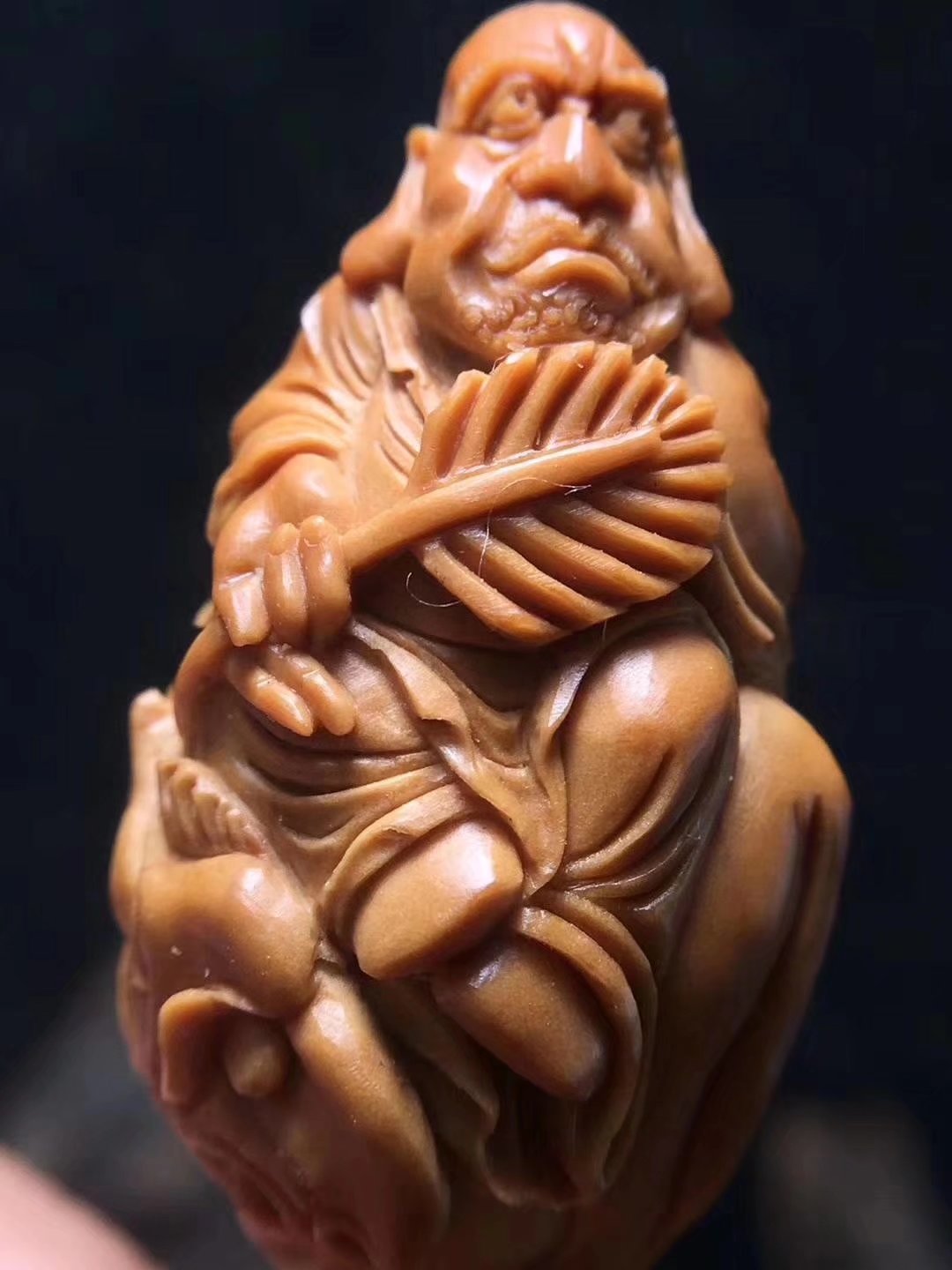 橄榄核盘红了怎么处理,橄榄核为啥盘花了