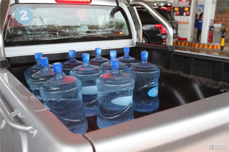 皮卡长城风骏6试驾,长城风骏6皮卡四驱使用方法