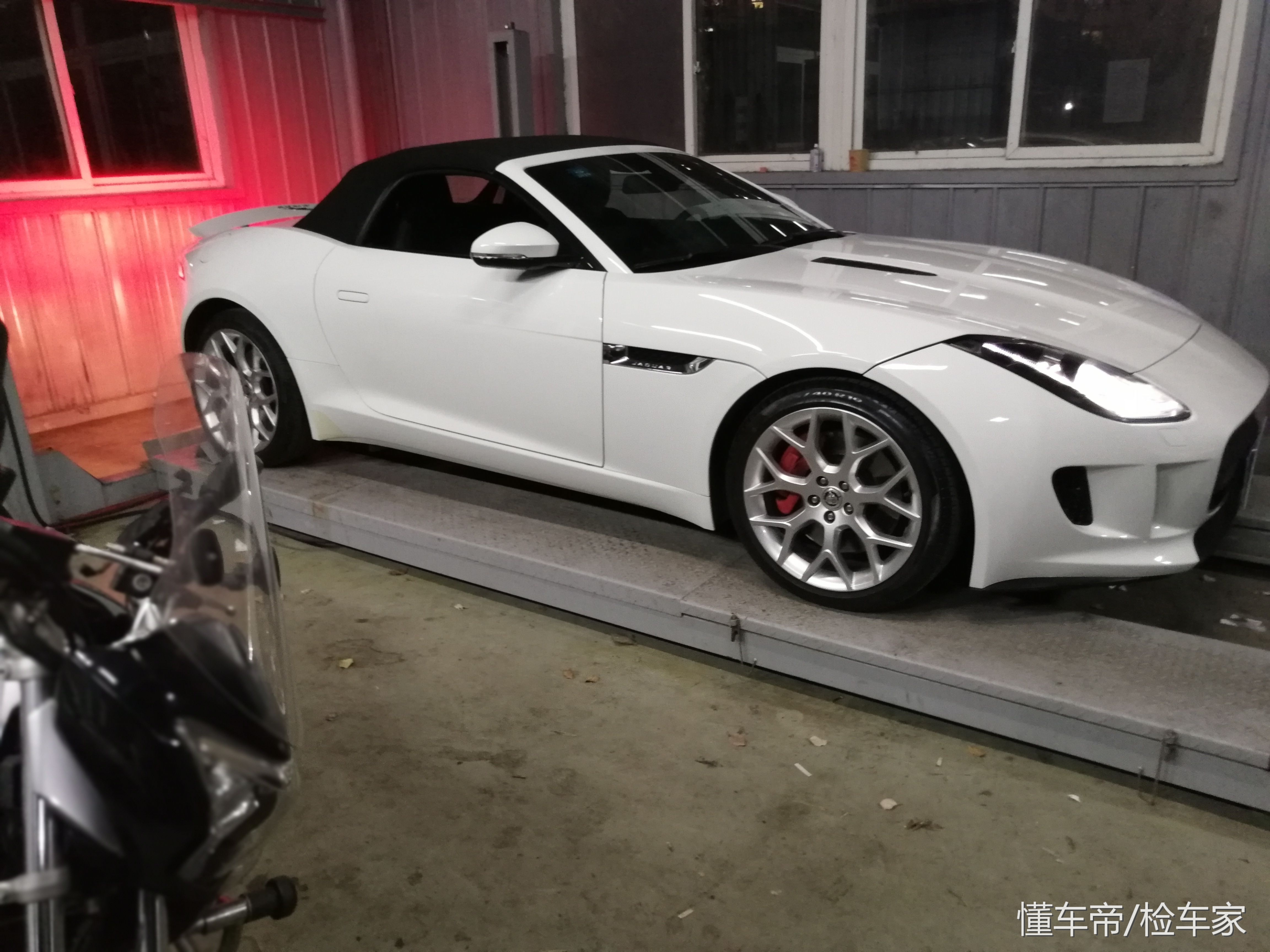 新款捷豹f-type值得买吗,最便宜的新款捷豹f-type