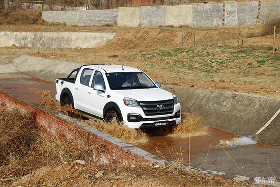 福田拓陆者e5可以装多少升的油,福田拓陆者e5柴油滤芯拆卸视频