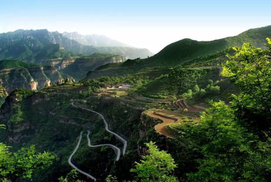 身未动心已走在梦想的路上,身未动心已远自驾