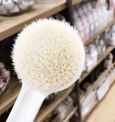 救救无印良品吧!为了生存都开菜市场了!