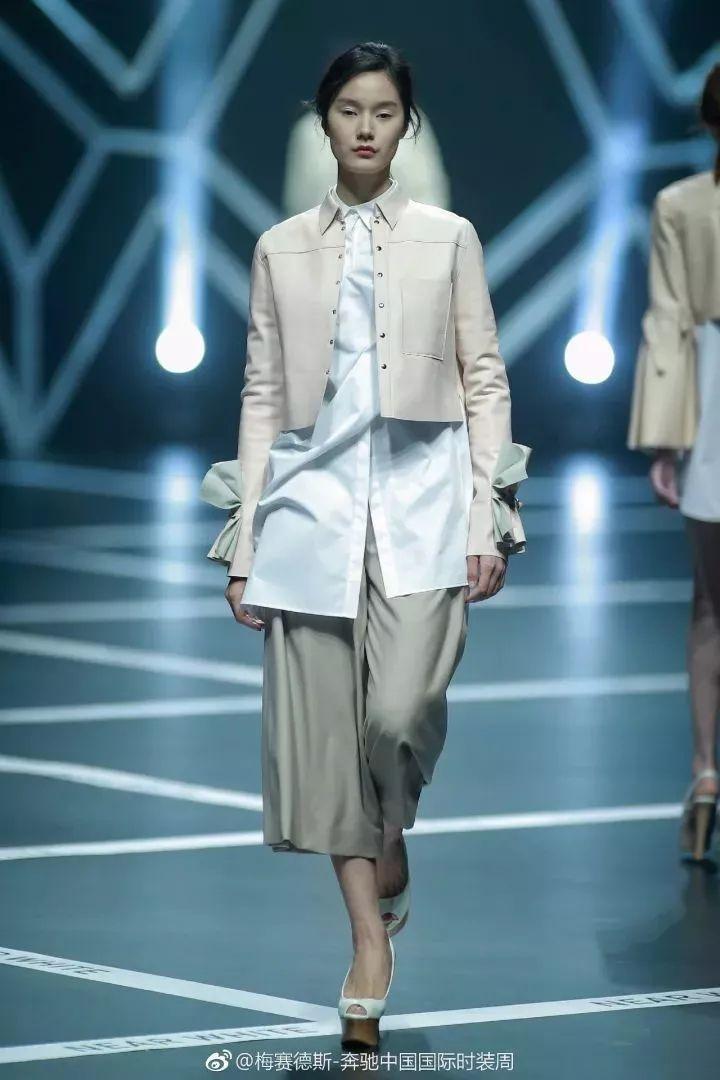 冷暖肤色服装搭配知识,服装搭配知识分享