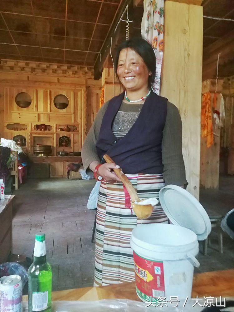 甘孜丹巴美女谷,甘孜藏族自治州美人谷