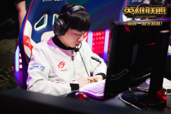 lol银河战舰怎么用,lol银河战舰战队