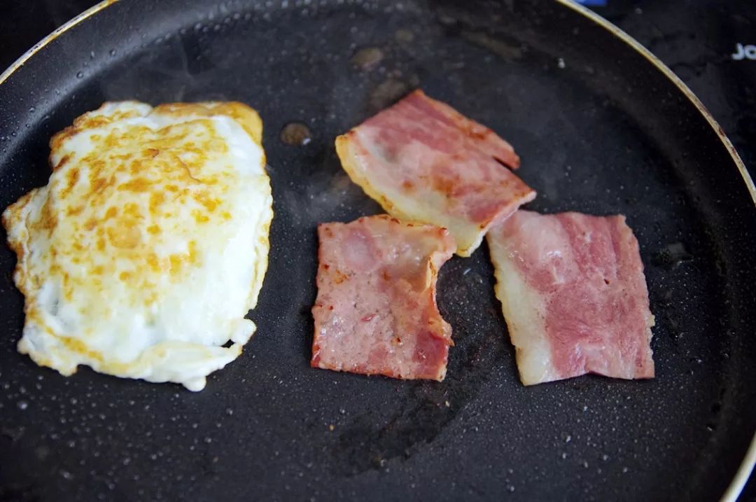 怎么煮泡面面最好吃,如何只用方便面条下一碗好吃的面