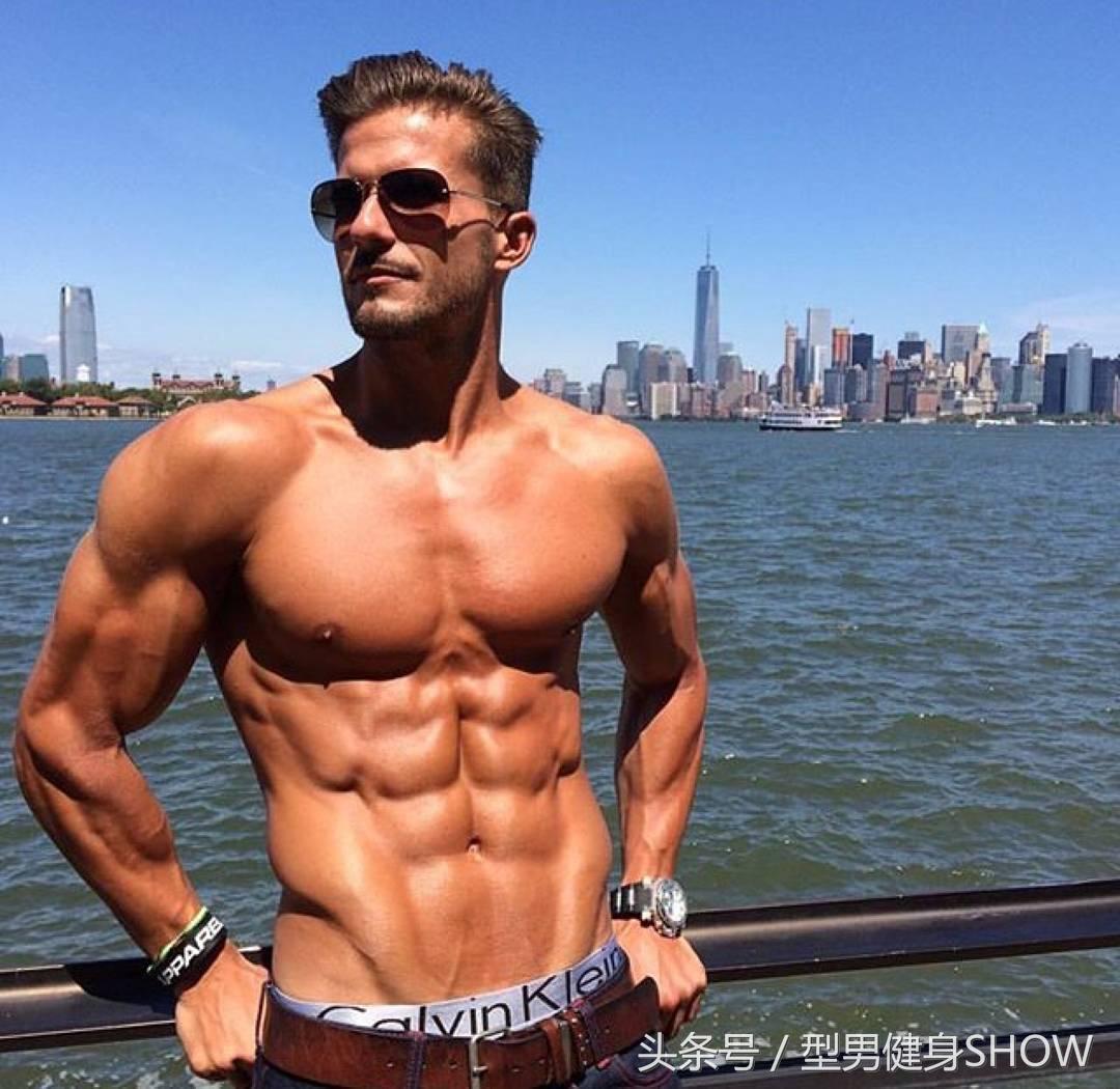 别再神化蛋*粉白**了，吃蛋*粉白**就可以长肌肉？你怕是在做白日梦哦