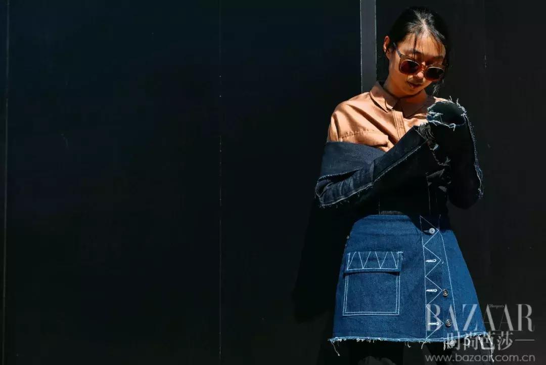 腿粗胯宽半身裙不好看,腿粗胯宽腿不直练什么动作