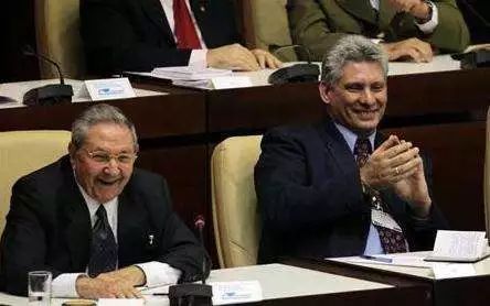 30岁的省委书记,最年轻的政治局委员,成为国家元首!