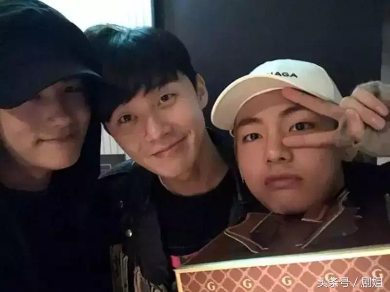 如今27岁却沦落成三线演员,18线演员能变成一线演员吗