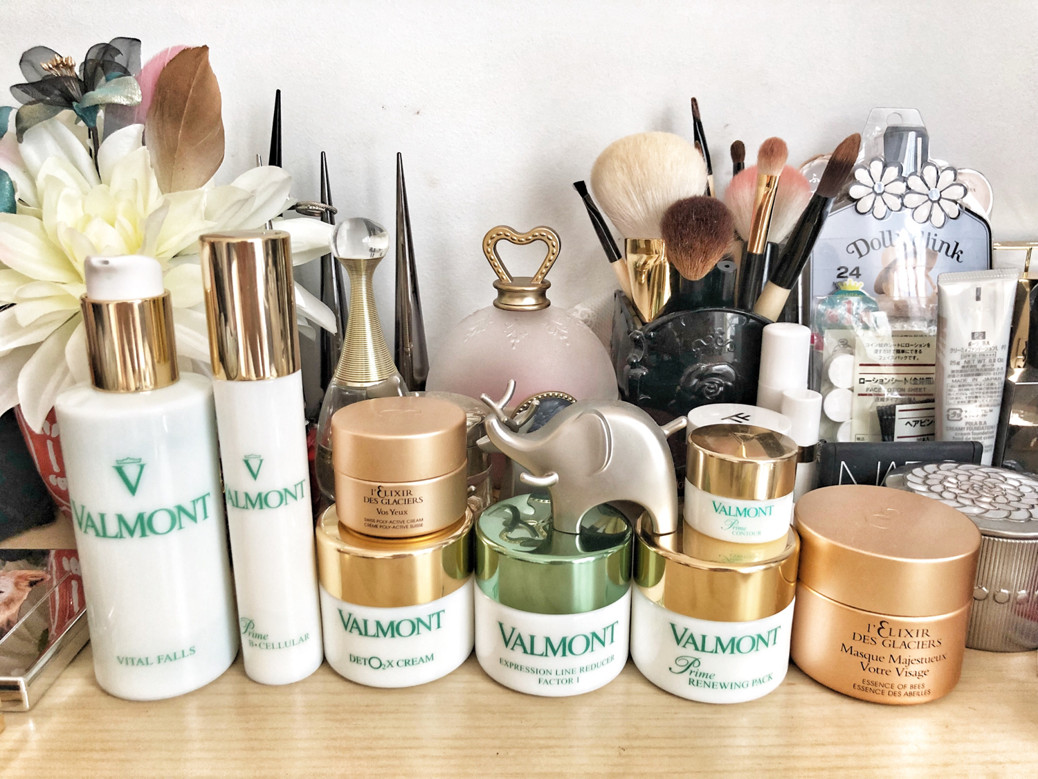 女生年薪多少才能买得起laprairie、lamer、SKII等高端护肤品？