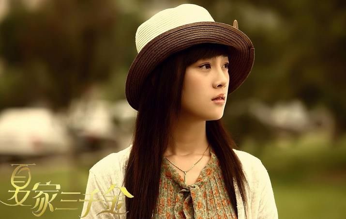 夏家三千金唐嫣戚薇是亲姐妹吗,夏家三千金演员今昔对比唐嫣戚薇