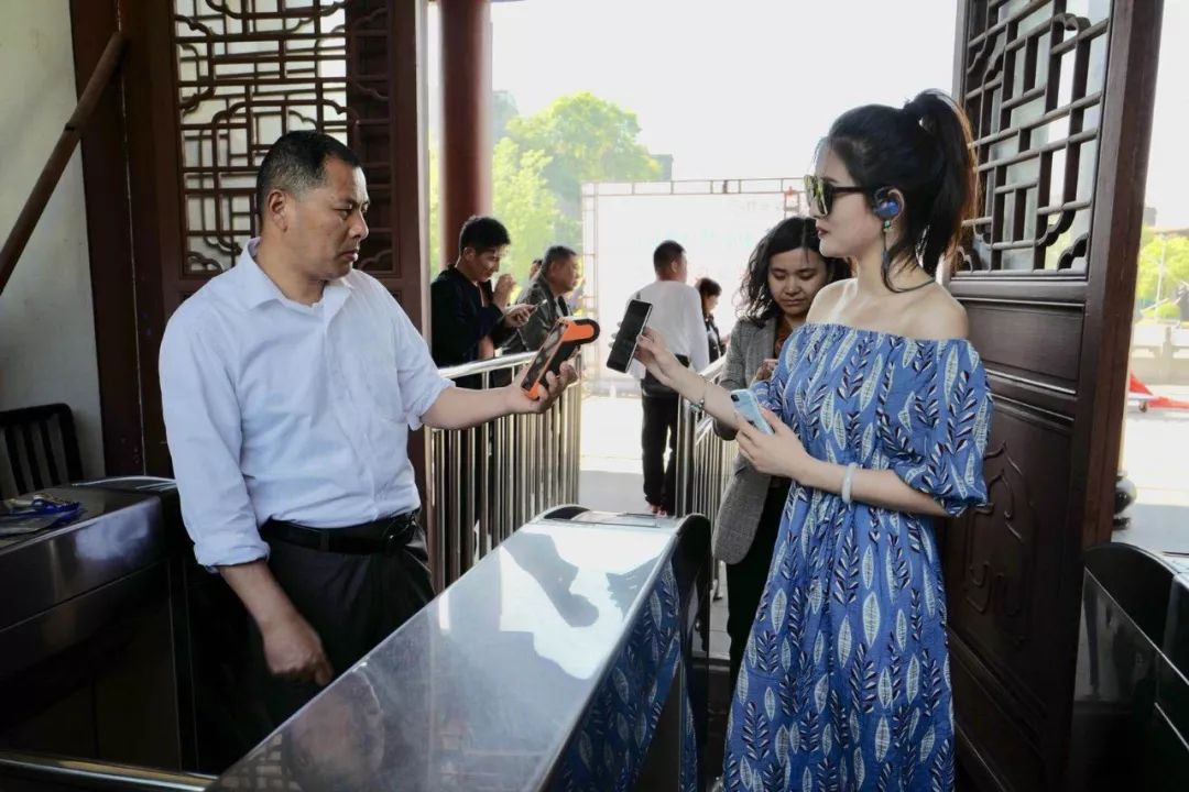 黄冈旅游一日游 (武汉黄冈景区有哪些景点)