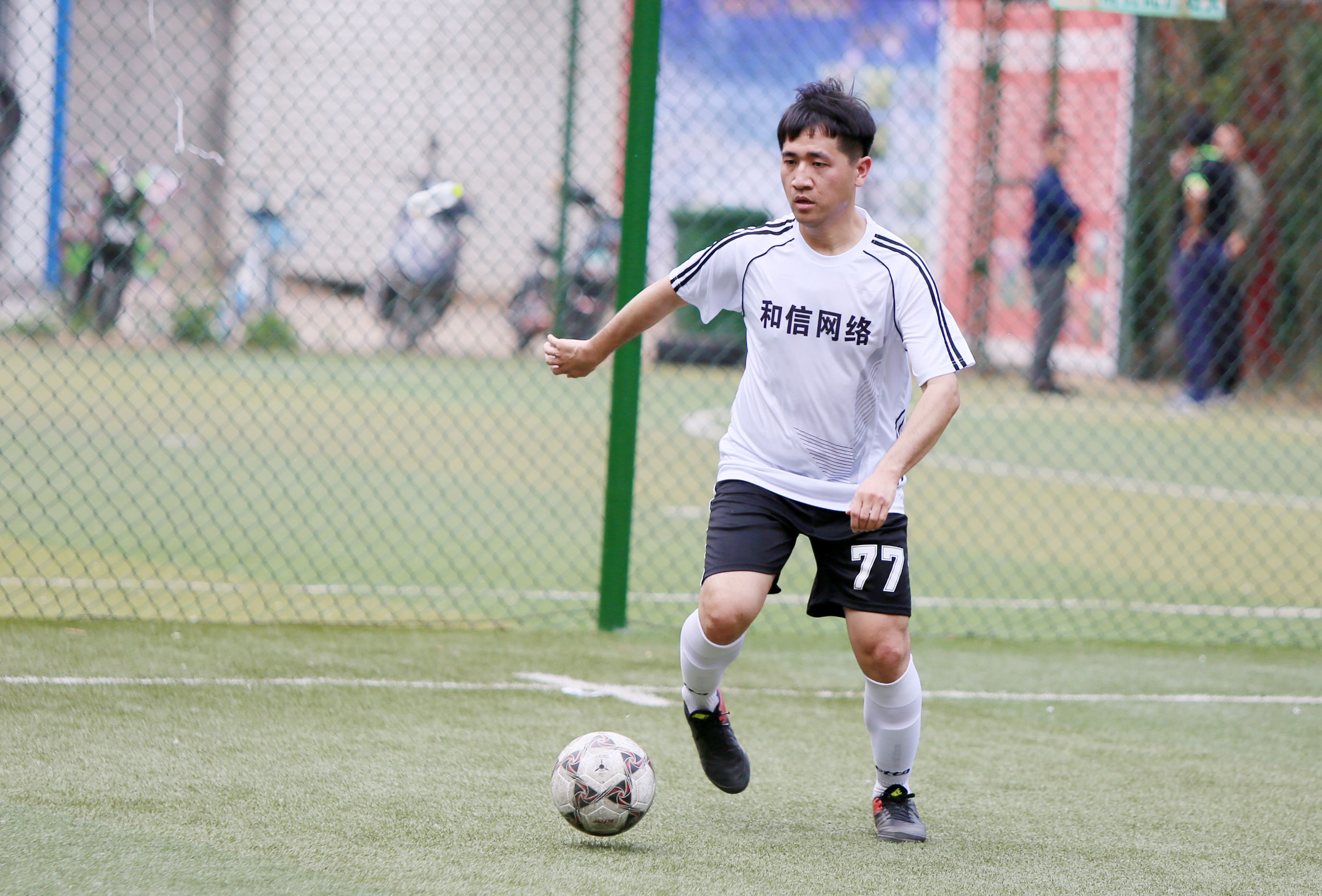 瓒呰秺鏉浗闄呰冻鐞冮個璇疯禌,绗竴灞婅秴瓒婃澂鏍″洯瓒崇悆姣旇禌