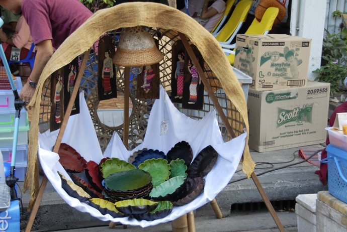清迈星期日最大的夜市,清迈最大的露天夜市