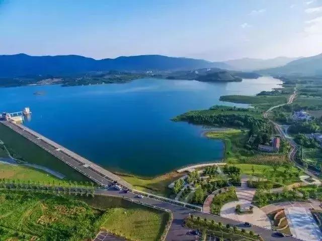 浜斾竴浜插瓙鍑烘父濂藉幓澶勫懆杈规父,杩戞湡鏈夊嚭娓歌鍒掑悧