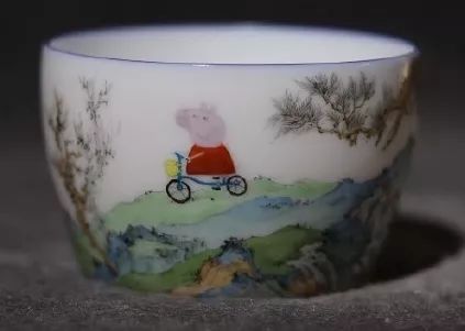 把小猪佩奇纹在身上,小猪佩奇身上纹的梗出处