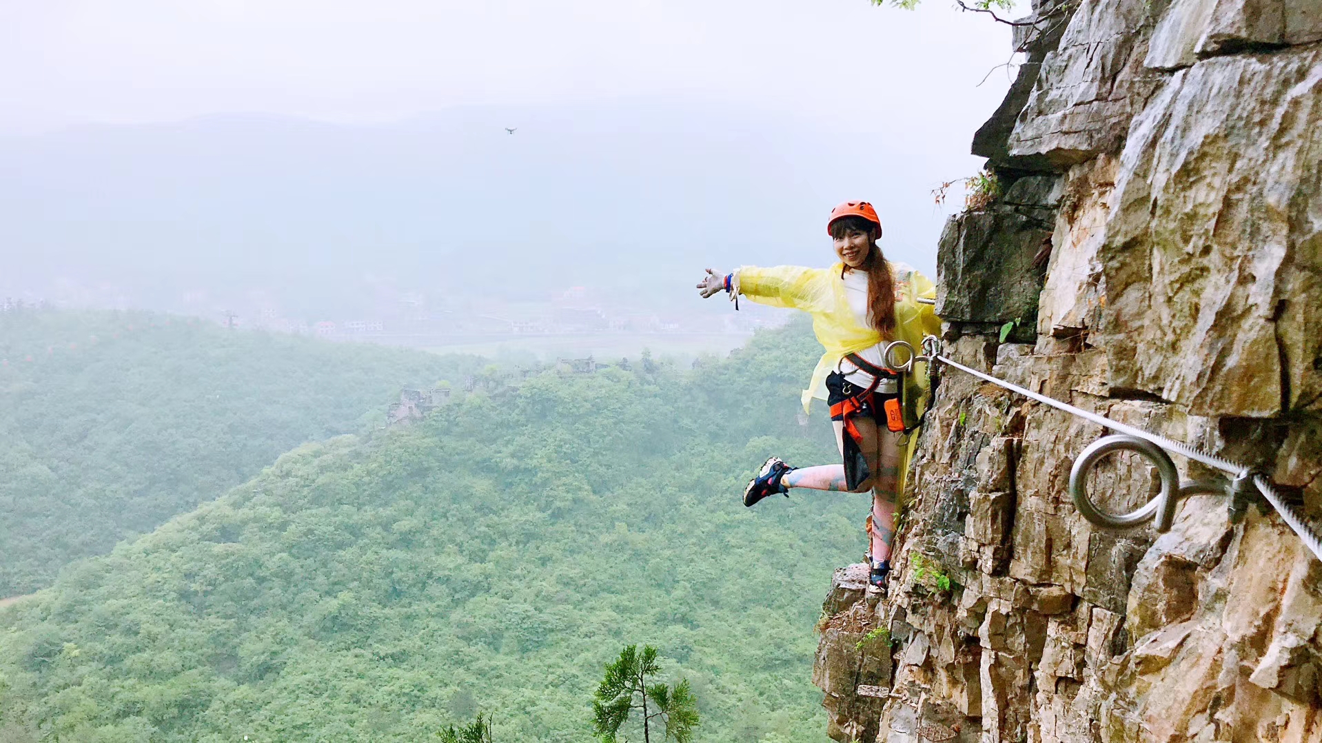 石牛寨悬崖飞拉达,南漳春秋寨滑索多少钱