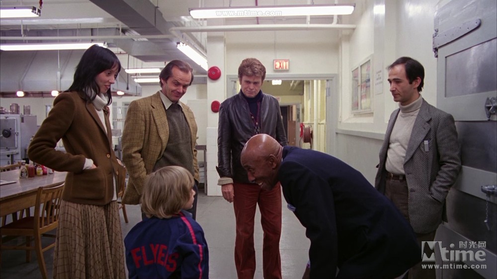 闪灵疑点,闪灵这个电影到底讲了什么