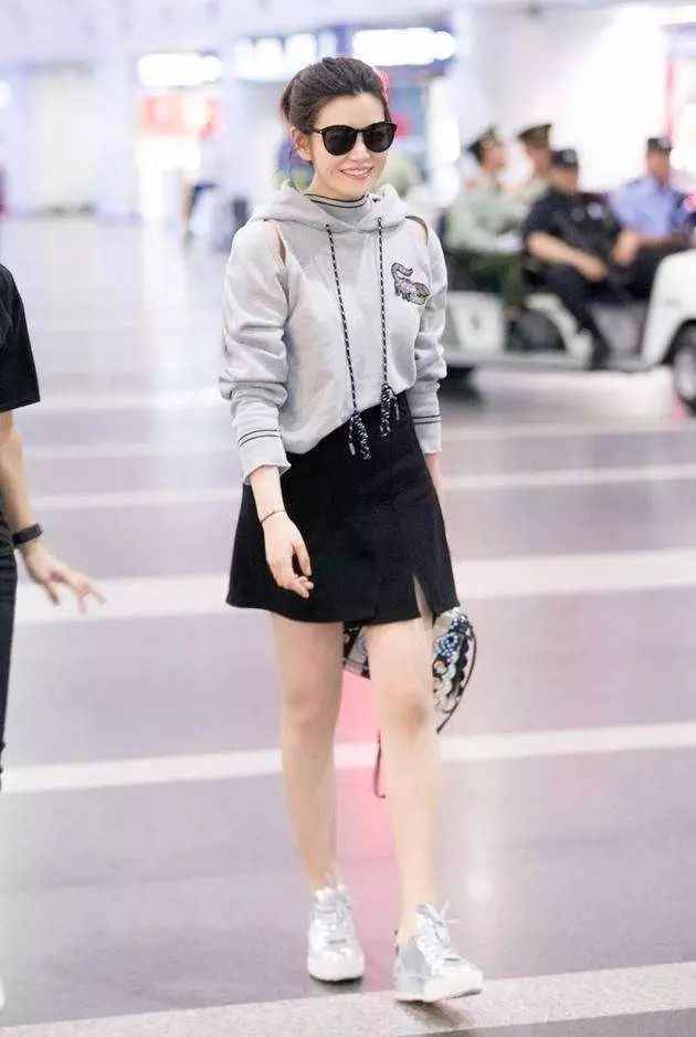 小个子怎么穿显得高级,小个子怎么打扮显高