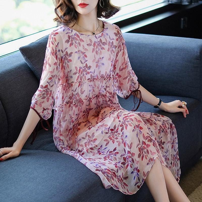 碎花连衣裙穿起来显胖有什么方法,骨架大肩宽胯宽秋天穿碎花裙效果