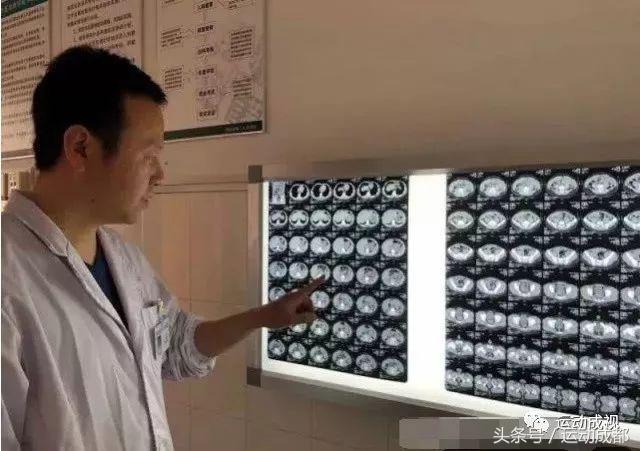 22岁小伙撸铁,22岁小伙子撸铁内脏撕裂