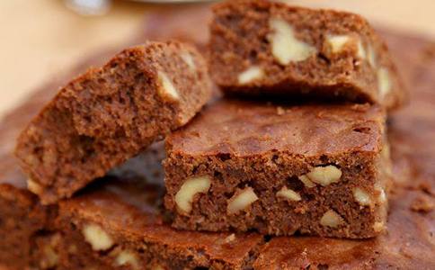 布朗尼正宗做法详细教程,酥皮软心黄油布朗尼做法