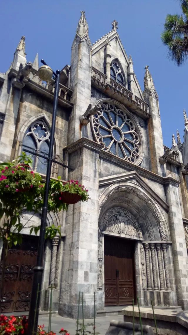 越南旅行之岘港攻略,越南岘港巴拿山风景