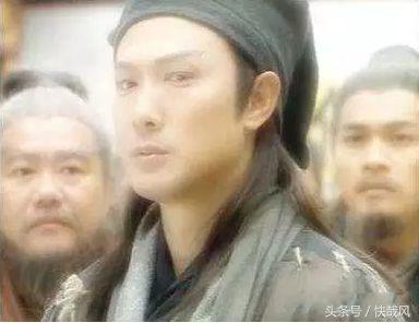 浠栨鍔熺粷涓栧嵈榛橀粯鏃犻椈灏忚,浠栨鍔熼珮寮哄嵈涓轰汉闃存瘨