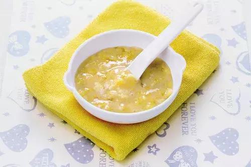 母乳喂养添加辅食时有没有诀窍,宝宝不爱吃辅食的正确方法