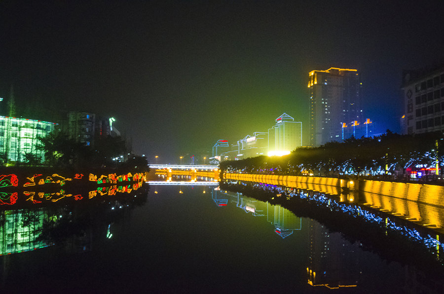 四川旅游攻略最值得去的地方,四川六日游必去的地方