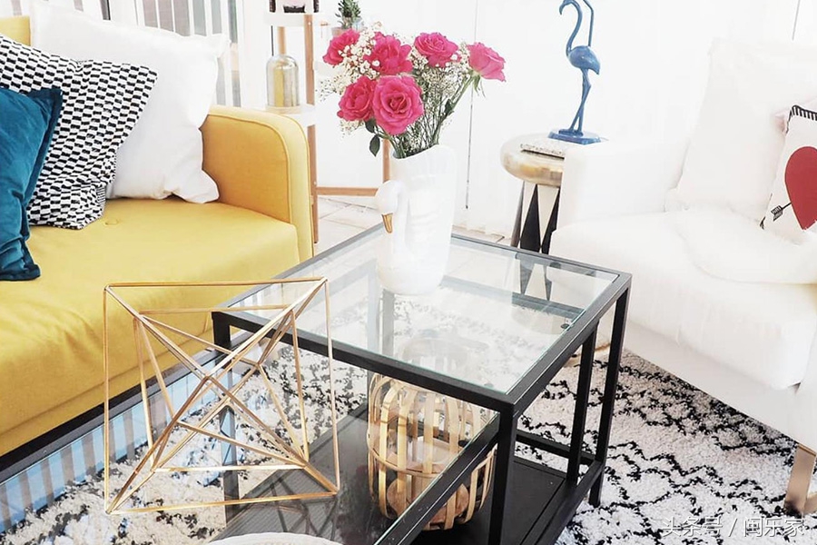 好的生活需要一款舒适的沙发,一套舒适的沙发给你一个温馨的家