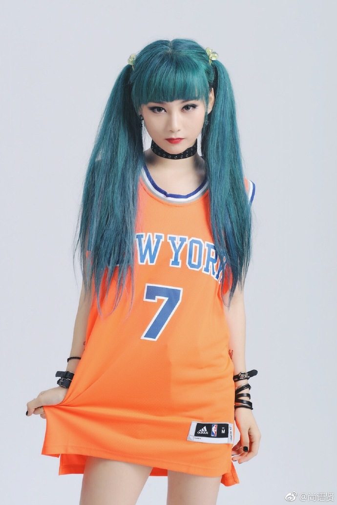 唐人街探案2的绿发女孩kiko，在现实生活中也是那么活泼可爱