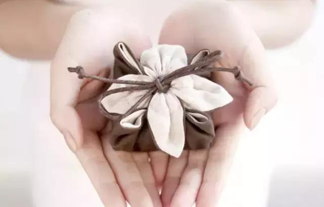 10大黑白经典包装，突破传统思维的束缚，为创意而生！