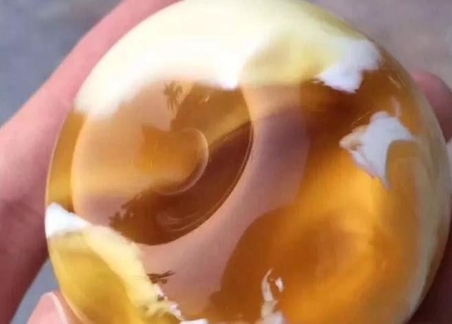 琥珀以后还会继续跌价吗,琥珀矿会枯竭吗