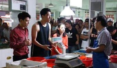 郭晶晶和霍启刚接地气,郭晶晶陈小春