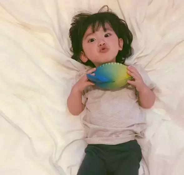 天天晒娃，不被拉黑还点赞99+，就因为我用了这3个拍照技巧！